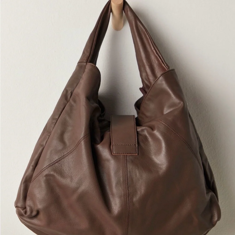 Free People Shoreditch Shoulder Bag in espresso NWT - Picture 2 of 2